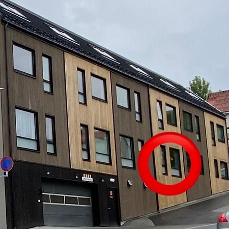 New Central Apartment In Тромсе Екстер'єр фото