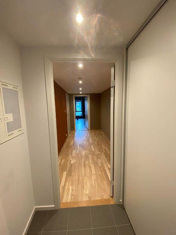 New Central Apartment In Тромсе Екстер'єр фото
